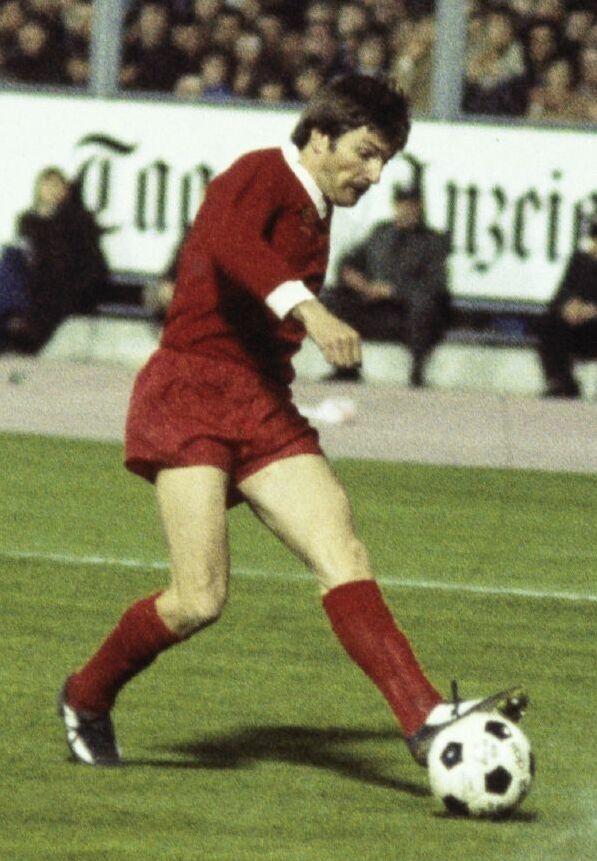 Steve Heighway scoring for Liverpool against FC Zürich in 1977