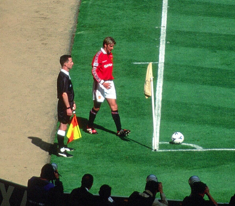 David Beckham preparing to take a corner for Manchester United at Wembley