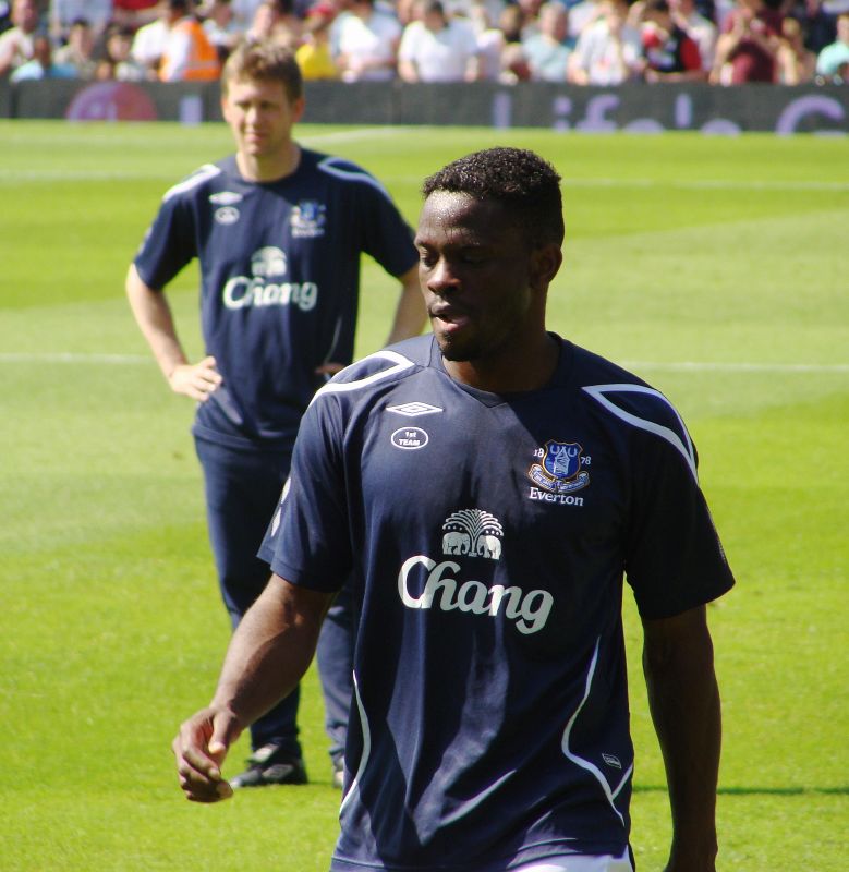 Louis Saha in an Everton shirt