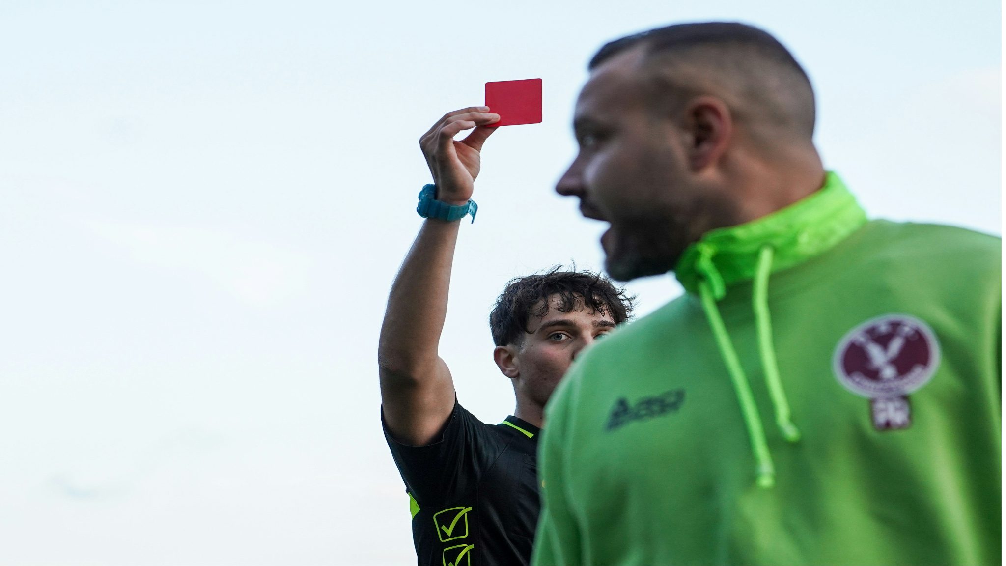 Referee - whatchan.co.uk