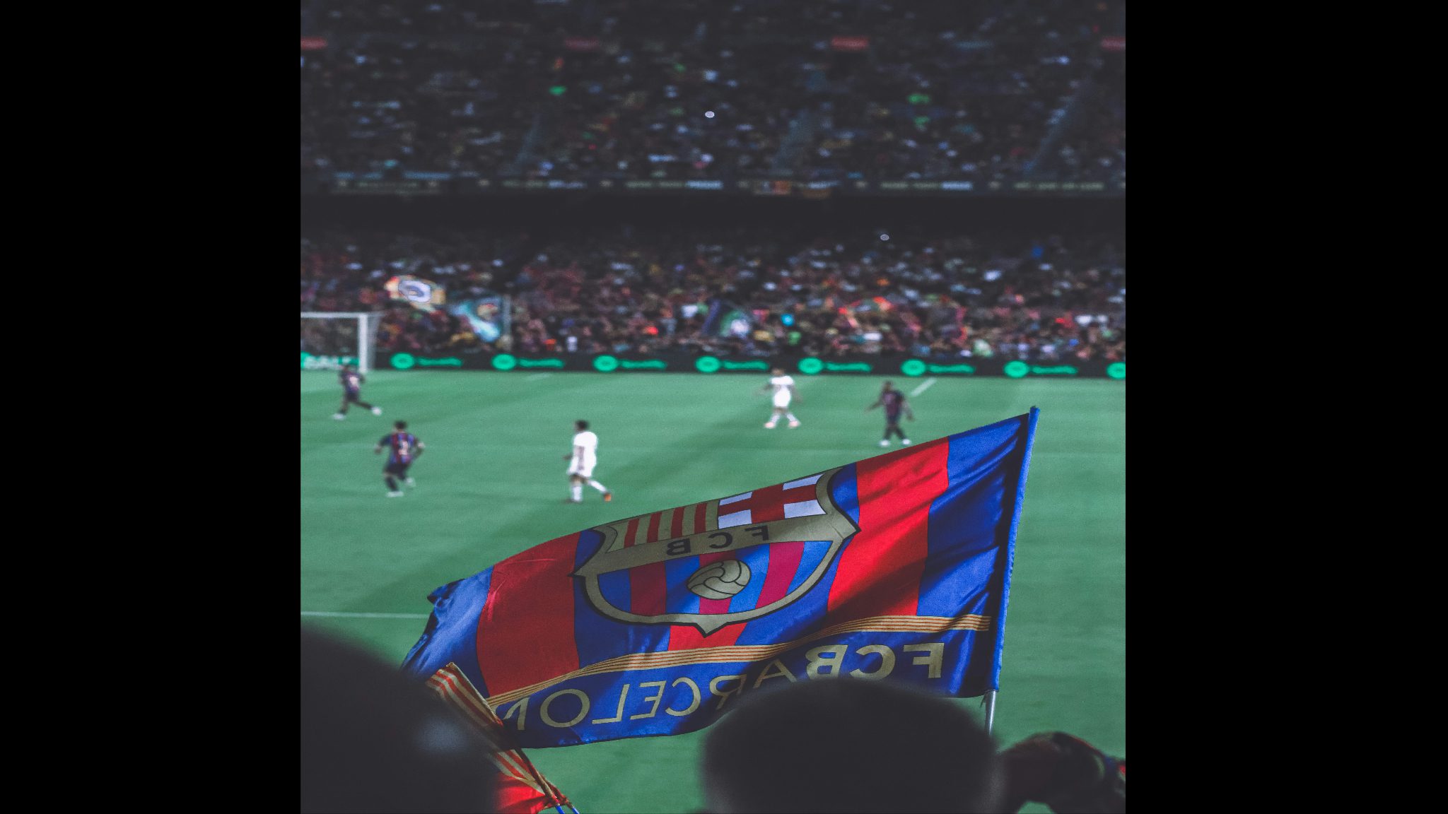 Barcelona - whatchan.co.uk - Robert Lewandowski strike, Marcus Rashford, seven points clear